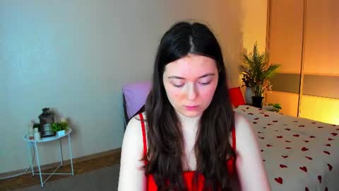 Snapshot of alluringeyess chatting on July 7, 2026, 6:47 am alluringeyess online show from July 7, 2026, 6:47 am