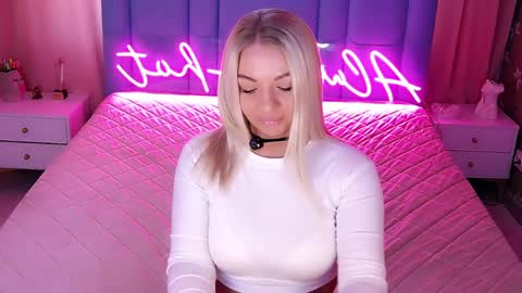 AlwaysHot online show from April 2, 2026, 2:20 am