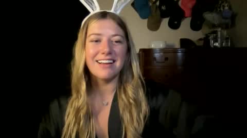 allyanalangel online show from October 25, 2025, 3:03 am