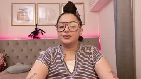 Snapshot of allyiah chatting on October 20, 2025, 7:14 pm online show from October 20, 2025, 7:14 pm