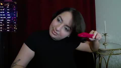 Snapshot of allyiah chatting on November 5, 2025, 9:48 pm online show from November 5, 2025, 9:48 pm