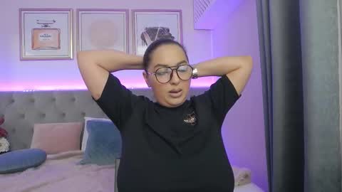 Snapshot of allyiah chatting on February 22, 2026, 4:27 pm online show from February 22, 2026, 4:27 pm