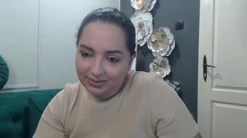 Snapshot of allyiah chatting on March 4, 2026, 6:58 pm online show from March 4, 2026, 6:58 pm