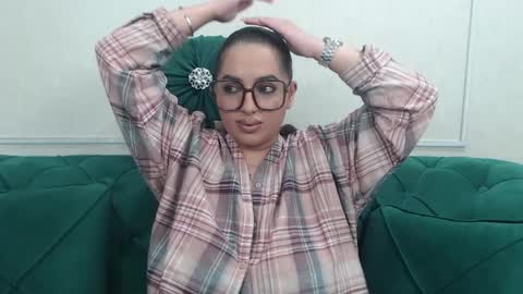         online show from April 5, 2026, 2:47 pm