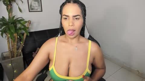 Snapshot of allyssann_smith chatting on February 25, 2026, 1:59 am allyssann online show from February 25, 2026, 1:59 am