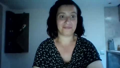 Snapshot of alma_amy chatting on May 8, 2026, 7:30 pm Alma online show from May 8, 2026, 7:30 pm