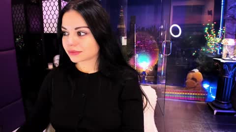 Snapshot of alma_pearl chatting on January 30, 2025, 7:29 am Alma online show from January 30, 2025, 7:29 am