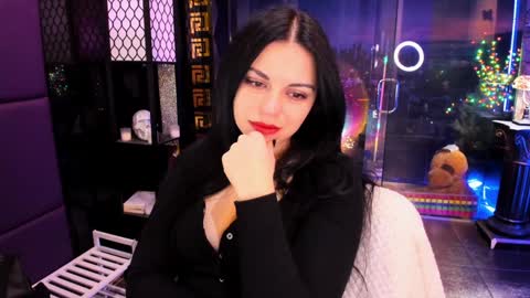 Snapshot of alma_pearl chatting on February 5, 2025, 7:18 am Alma online show from February 5, 2025, 7:18 am