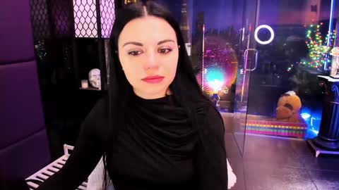 Snapshot of alma_pearl chatting on February 25, 2025, 7:31 am Alma online show from February 25, 2025, 7:31 am