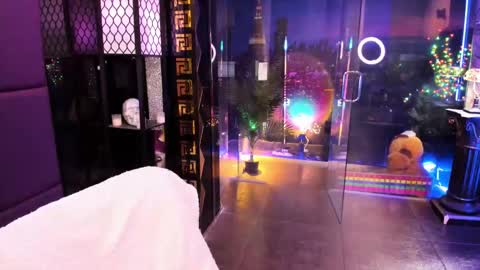 Snapshot of alma_pearl chatting on March 1, 2025, 9:18 am Alma online show from March 1, 2025, 9:18 am