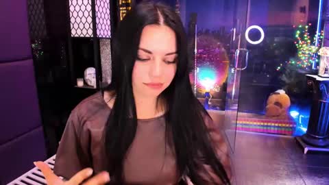 Snapshot of alma_pearl chatting on March 1, 2025, 12:23 pm Alma online show from March 1, 2025, 12:23 pm