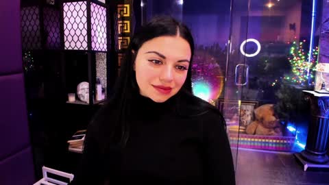 Snapshot of alma_pearl chatting on October 31, 2025, 6:47 am Alma online show from October 31, 2025, 6:47 am