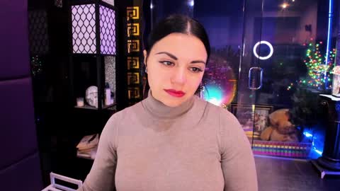 Snapshot of alma_pearl chatting on November 14, 2025, 7:07 am Alma online show from November 14, 2025, 7:07 am