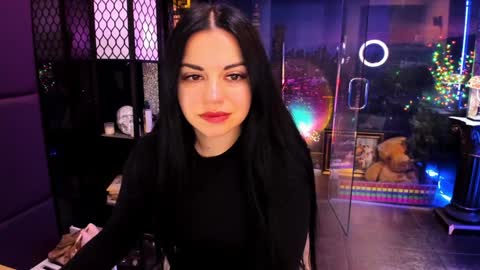 Snapshot of alma_pearl chatting on November 25, 2025, 8:36 am Alma online show from November 25, 2025, 8:36 am