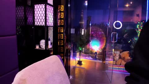 Snapshot of alma_pearl chatting on December 2, 2025, 7:47 am Alma online show from December 2, 2025, 7:47 am