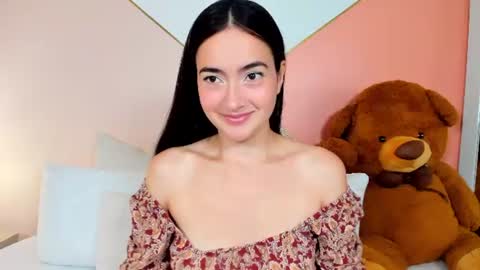 Snapshot of alma_ssweet chatting on June 23, 2026, 11:52 am Alma Sweet online show from June 23, 2026, 11:52 am