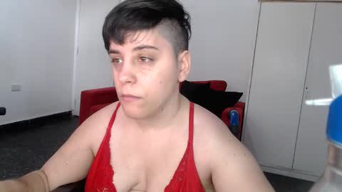 Almond online show from December 19, 2024, 6:23 pm