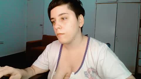 Almond online show from January 19, 2025, 10:28 pm