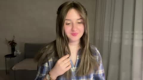 Anna online show from April 17, 2026, 8:45 pm