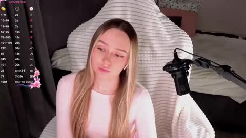 Lia online show from February 15, 2026, 3:14 am