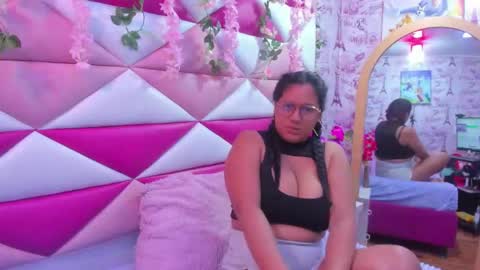 alondragomexxx69 online show from March 10, 2026, 1:05 pm