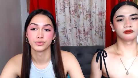 Snapshot of alondrasvenom69 chatting on May 4, 2026, 2:02 pm Alondra online show from May 4, 2026, 2:02 pm