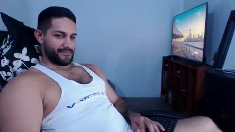 alonxoo online show from January 19, 2025, 10:39 pm