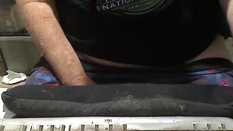 Loooopy online show from March 28, 2026, 4:28 pm