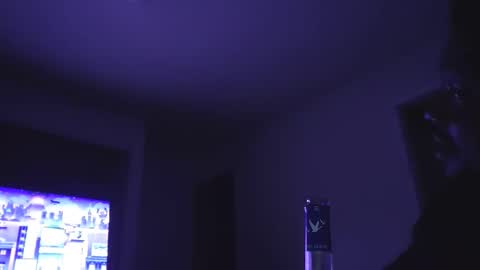 alotacat online show from October 31, 2025, 8:37 am