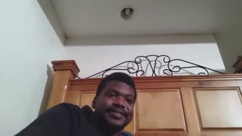 alotacat online show from November 8, 2025, 12:27 pm