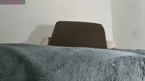 alotofcream4u online show from April 14, 2026, 5:35 am