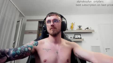 Snapshot of alphaboyfun chatting on June 2, 2026, 6:32 pm Andi online show from June 2, 2026, 6:32 pm