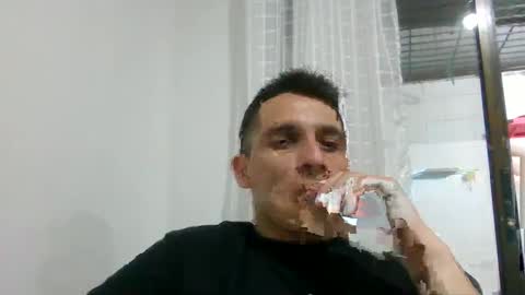 Snapshot of alphadesire69 chatting on September 13, 2025, 1:05 am AlphaDesire69 online show from September 13, 2025, 1:05 am