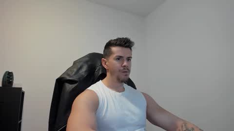 Snapshot of alphagodleatherking92 chatting on October 6, 2025, 6:44 am LeatherMaster online show from October 6, 2025, 6:44 am