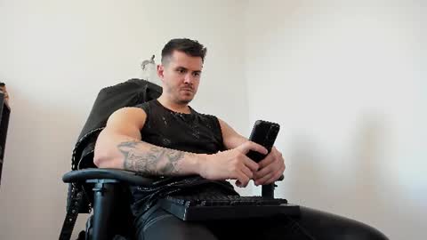 Snapshot of alphagodleatherking92 chatting on August 7, 2026, 4:31 pm LeatherMaster online show from August 7, 2026, 4:31 pm