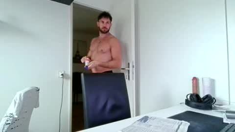 alphah_hunk online show from March 15, 2026, 3:07 pm