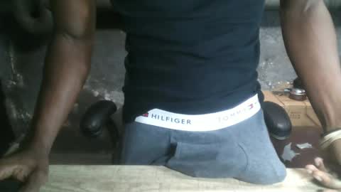 Snapshot of alphamvf chatting on October 5, 2025, 11:30 am alphamvf online show from October 5, 2025, 11:30 am