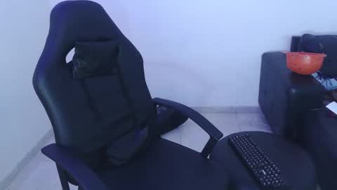 alphas_latins online show from March 14, 2026, 6:30 am