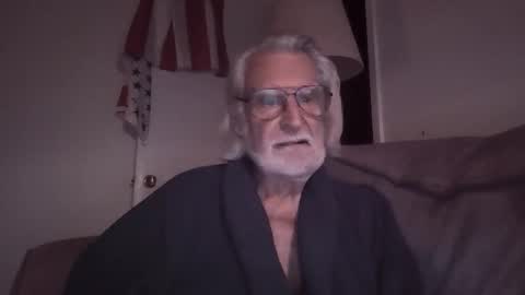 AlphaUniform online show from November 30, 2025, 1:26 pm