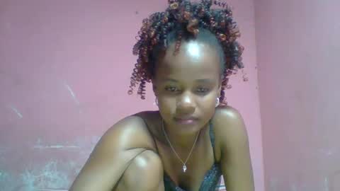 Snapshot of alphosettah chatting on December 4, 2024, 7:01 pm alphosettah online show from December 4, 2024, 7:01 pm