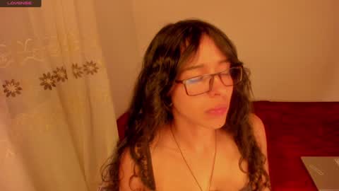 Snapshot of aluna_0310 chatting on January 16, 2025, 11:59 pm . . online show from January 16, 2025, 11:59 pm