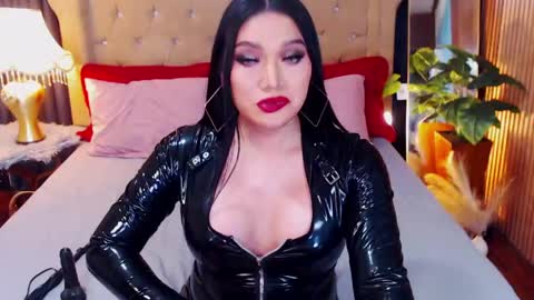 Snapshot of alurajhenson chatting on May 2, 2026, 10:48 pm Alura Jhenson online show from May 2, 2026, 10:48 pm