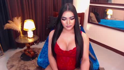 Snapshot of alurajhenson chatting on July 2, 2026, 10:05 pm Alura Jhenson online show from July 2, 2026, 10:05 pm