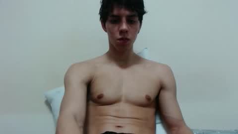 alvarodancer online show from January 19, 2026, 7:12 am