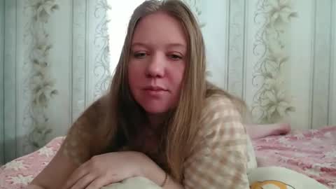 Snapshot of alya764770 chatting on May 3, 2026, 12:27 am alya764770 online show from May 3, 2026, 12:27 am