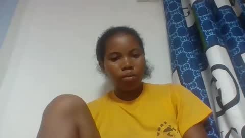 alydie7 online show from April 22, 2026, 3:53 am