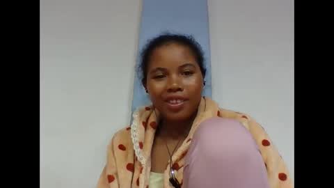 alydie7 online show from May 2, 2026, 5:18 pm