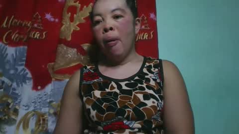 alypierette online show from February 17, 2026, 2:19 am