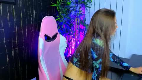 Alyse online show from October 2, 2025, 5:31 pm