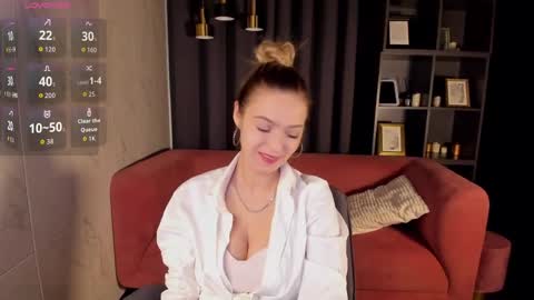 Alysia online show from April 8, 2026, 10:10 pm